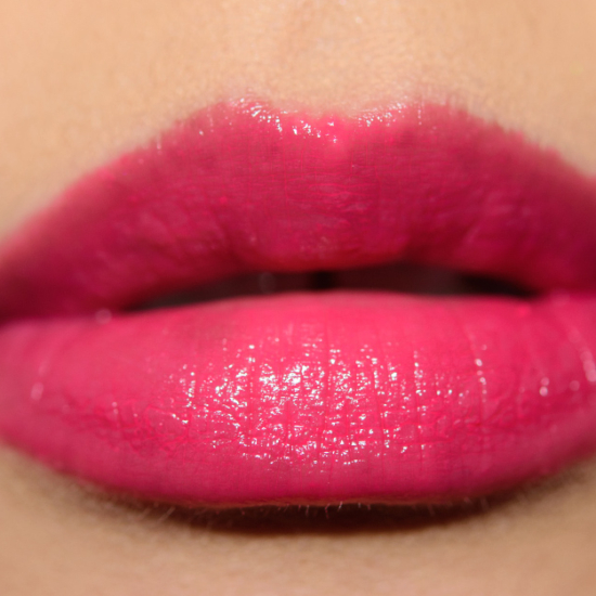 L'Oreal Lacquered Strawberry Colour Riche Shine Lipstick