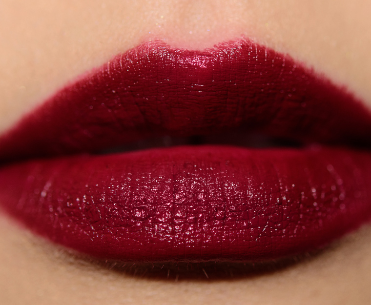 <p class="text-center">Dior Ultra Poison (883) Rouge Dior Ultra Rouge Lipstick</p>