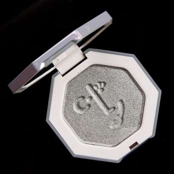 Fenty Beauty Diamond Ball-Out Killawatt Freestyle Highlighter