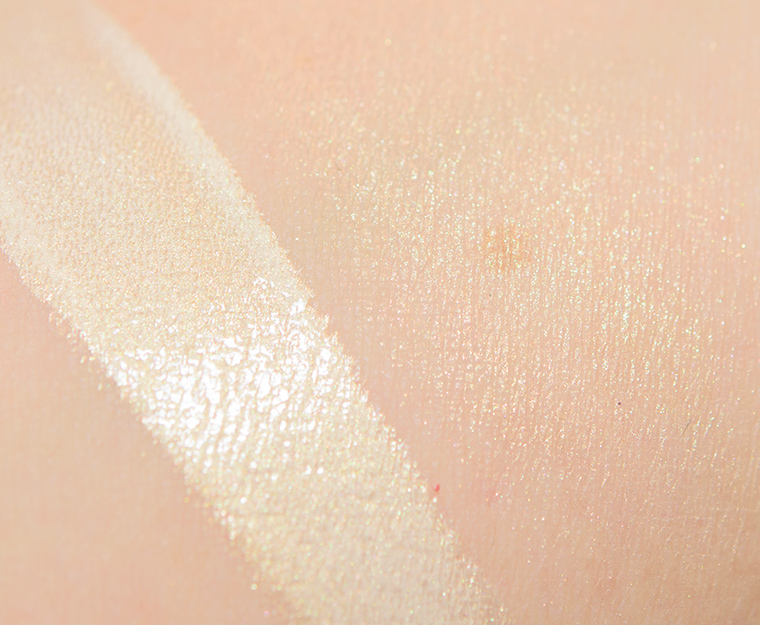 MAC Gold FX Hyper Real Foundation