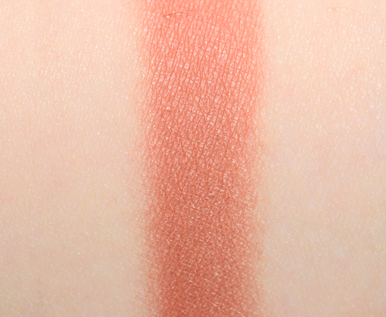 <p class="text-center">Makeup Geek Apple Spice Eyeshadow</p>