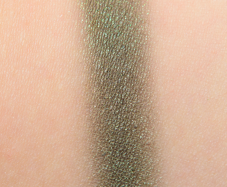 <p class="text-center">NARS Night Porter Eyeshadow (2018)</p>