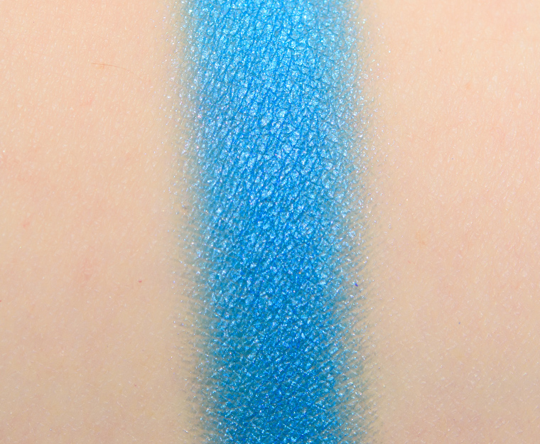 <p class="text-center">NARS Showgirl Eyeshadow (2018)</p>