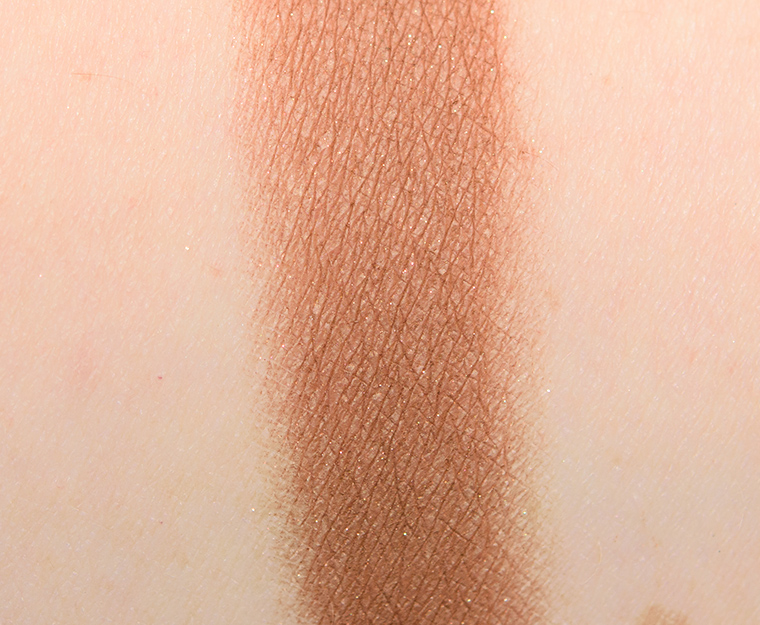 <p class="text-center">NARS Surabaya I Eyeshadow (2018)</p>