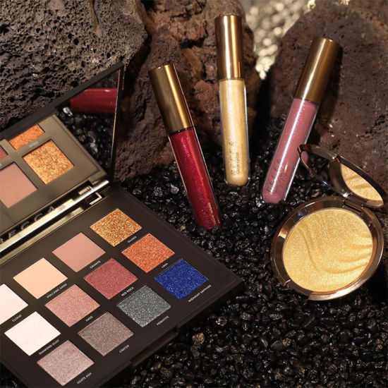Holiday 2018 Becca