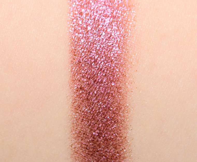 <p class="text-center">Huda Beauty Amethyst #2 Eyeshadow</p>