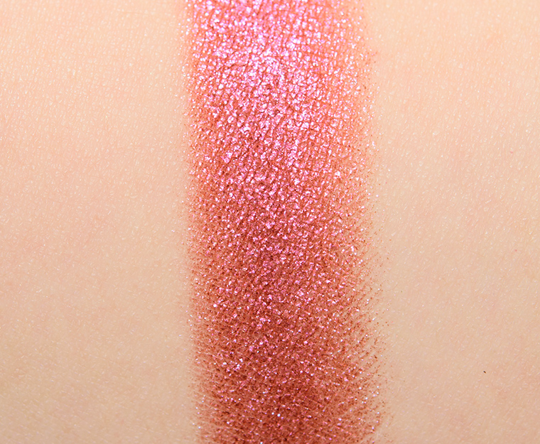 <p class="text-center">Huda Beauty Ruby #5 Eyeshadow</p>