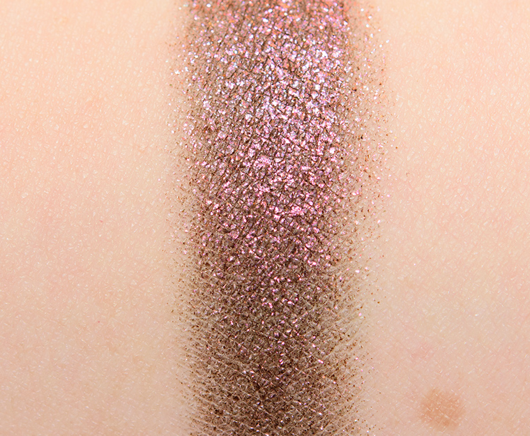 <p class="text-center">Huda Beauty Ruby #6 Eyeshadow</p>
