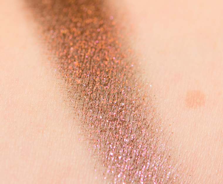 Huda Beauty Ruby #6 Eyeshadow