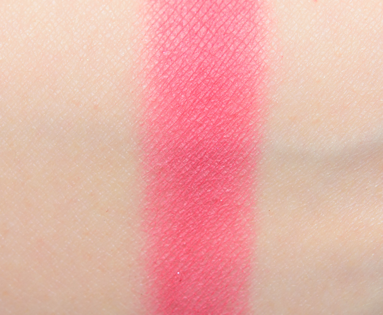 <p class="text-center">Huda Beauty Ruby #9 Eyeshadow</p>