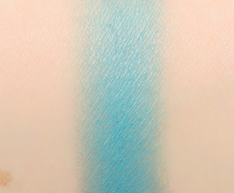 Huda Beauty Sapphire #4 Eyeshadow