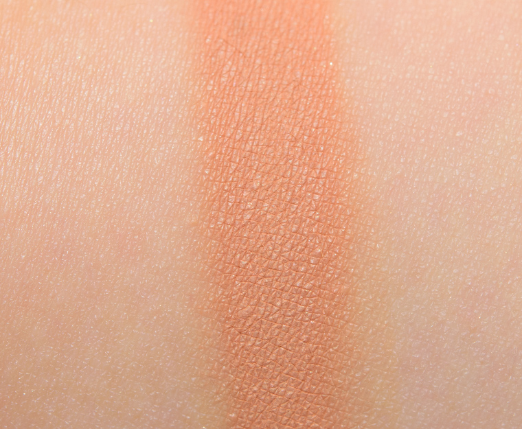 <p class="text-center">ColourPop Chai Pressed Powder Shadow</p>