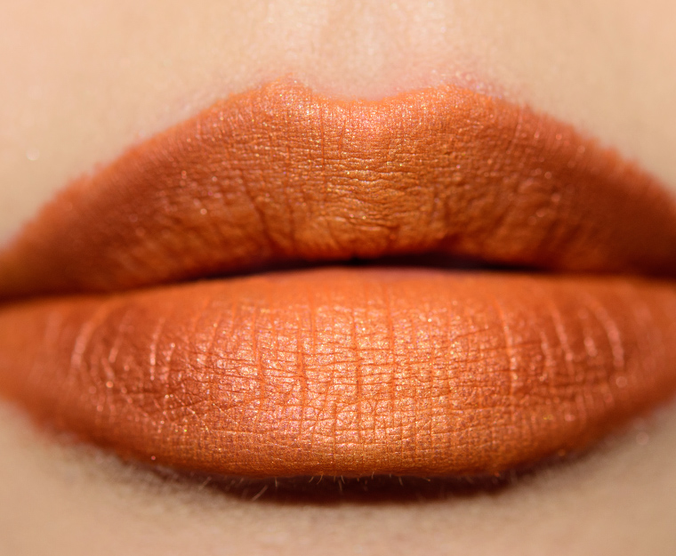 Fenty Beauty Foxy All-Over Metallic Powder