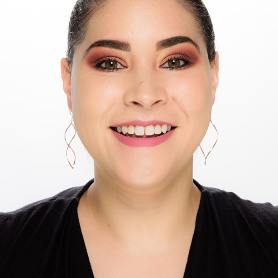 Hourglass Dim Light Ambient Lighting Powder Review & Swatches