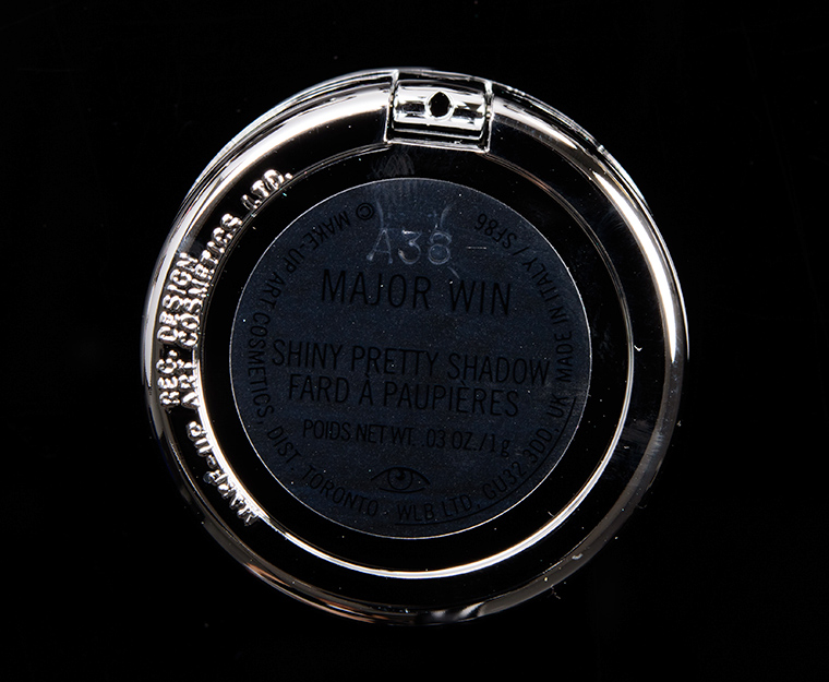 MAC Major Win Shiny Pretty Shadow