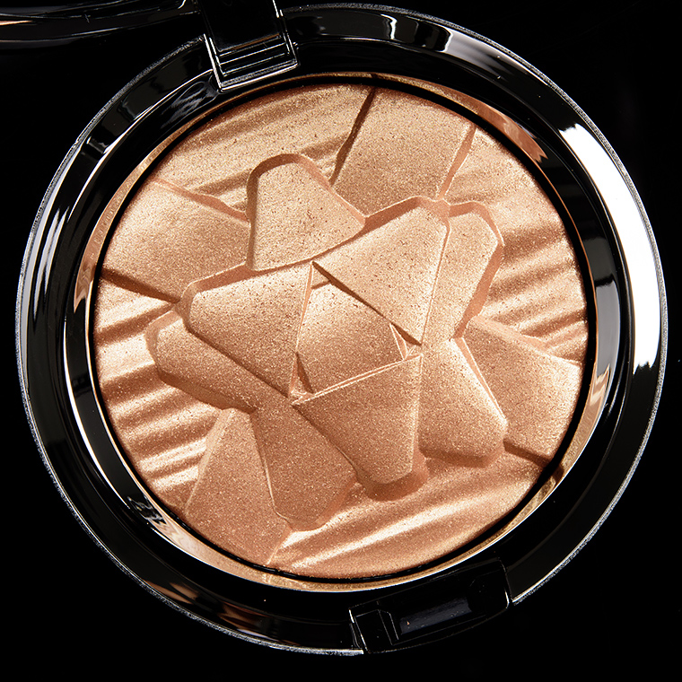 MAC Oh, Darling! Extra Dimension Skinfinish