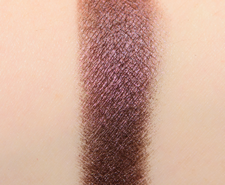 <p class="text-center">Pat McGrath Metropolis EYEdols Eyeshadow</p>