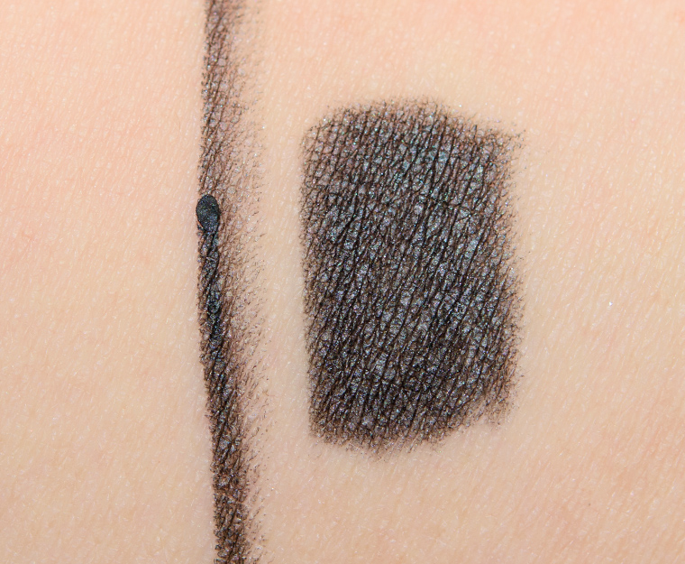 <p class="text-center">Urban Decay Black Market 24/7 Glide-On Eye Pencil (Eyeliner)</p>
