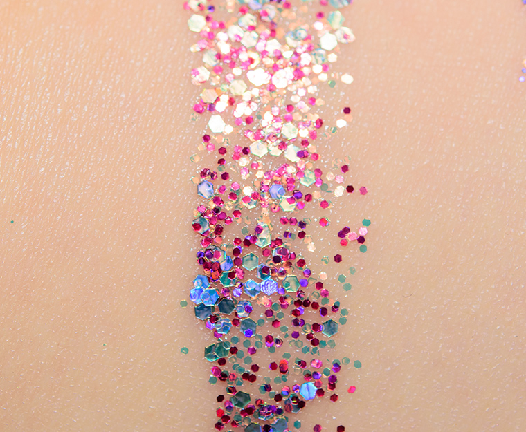 <p class="text-center">ColourPop Avenue of the Stars Glitterally Obsessed Body Glitter</p>