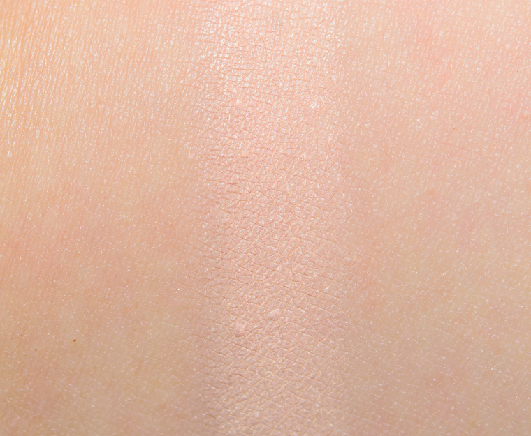 <p class="text-center">ColourPop Outta Luck Pressed Powder Shadow</p>