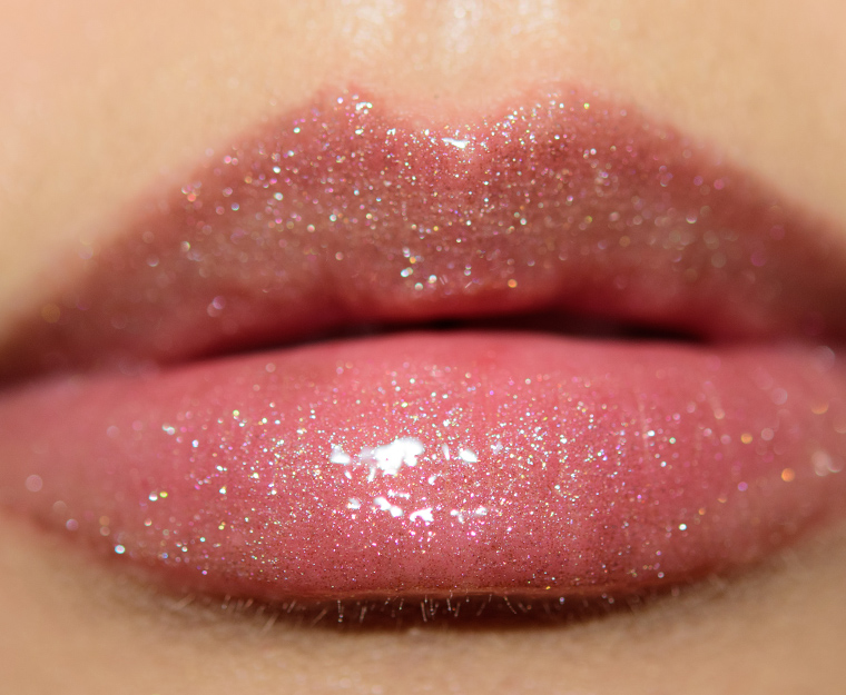 <p class="text-center">MAC I Am Too Smart Lipglass</p>