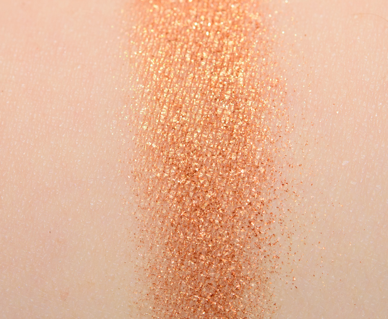 <p class="text-center">MAC Jingle Ball Bronze Eyeshadow</p>