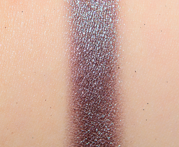 <p class="text-center">MAC Sly Girl MAC Girls Eyeshadow</p>