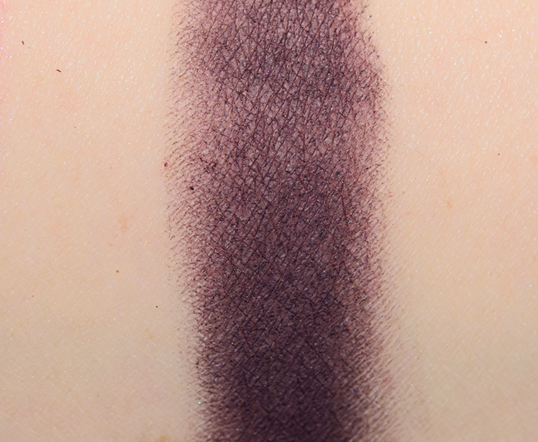 <p class="text-center">MAC Wild Card MAC Girls Eyeshadow</p>