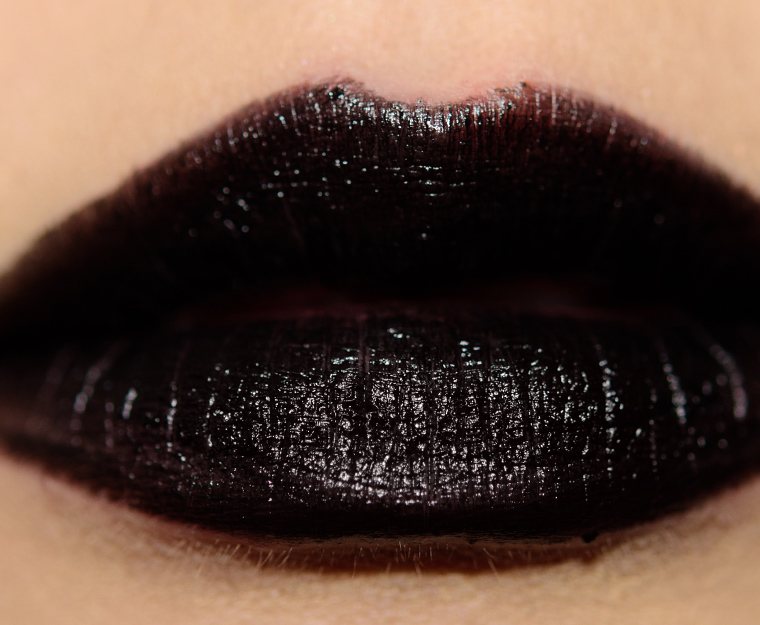 <p class="text-center">Milani I Am Invincible Bold Color Statement Matte Lipstick</p>