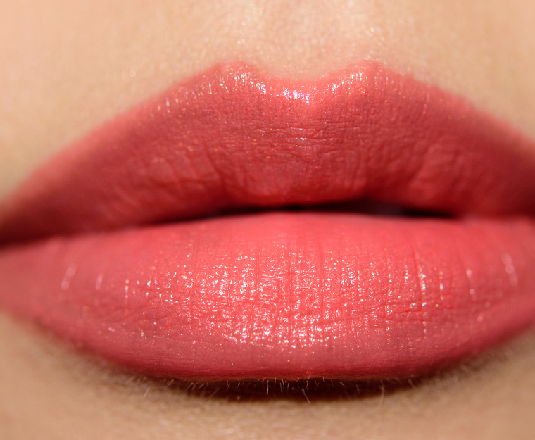 Revlon Coral Berry Super Lustrous Lipstick