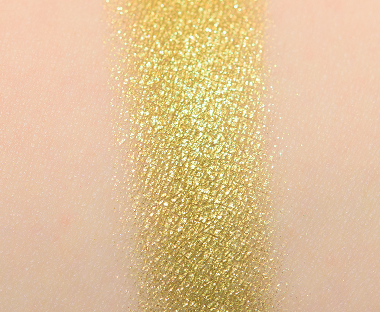 <p class="text-center">Viseart Coy #7 Eyeshadow</p>
