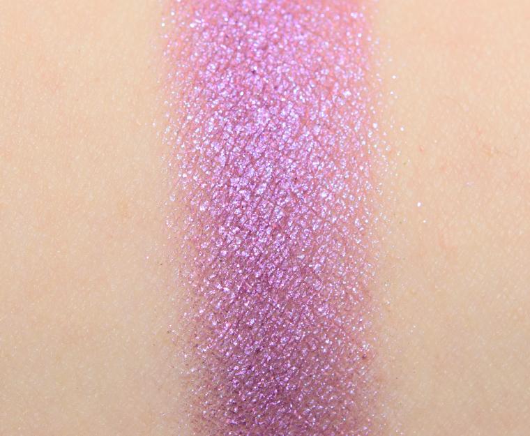 <p class="text-center">Viseart Coy #8 Eyeshadow</p>