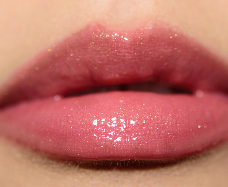 <p class="text-center">Pat McGrath Sunset Rose LUST Lip Gloss</p>
