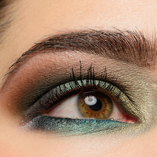 Dusty Peacock | <a href="https://www.temptalia.com/looks/a-dusty-peacock-look-featuring-sydney-grace/">Look Details</a>