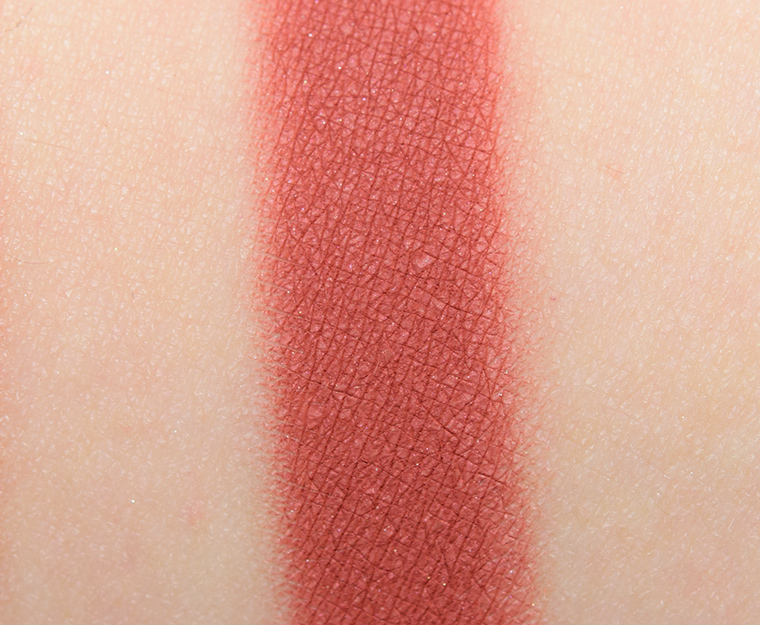 <p class="text-center">Sydney Grace Pipers Piping Matte Shadow</p>