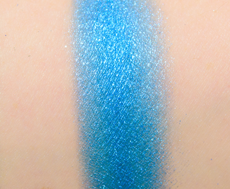 <p class="text-center">ColourPop The Water Bearer Zodiac Loose Pigment</p>