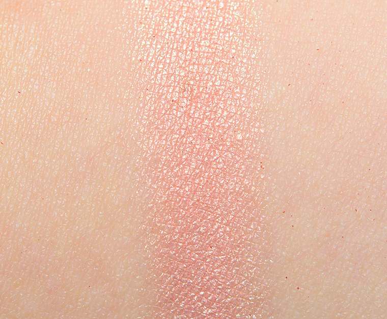 <p class="text-center">Makeup Geek Prosecco Foiled Eyeshadow</p>