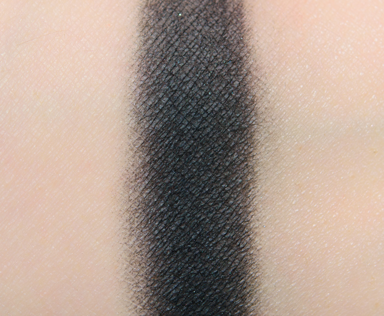 <p class="text-center">Marc Jacobs Beauty Catwalks Eye-Conic Eyeshadow</p>