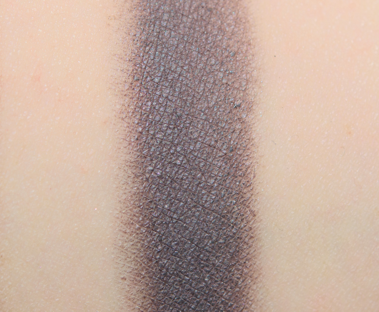 <p class="text-center">Marc Jacobs Beauty Jungle Eye-Conic Eyeshadow</p>