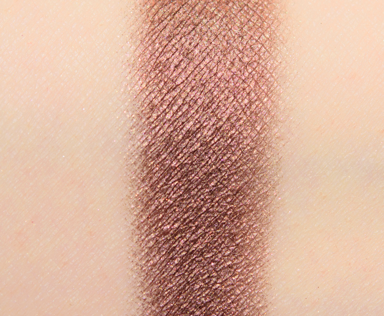 <p class="text-center">PIXI Beauty Bronze Gleam Mineral Eyeshadow</p>