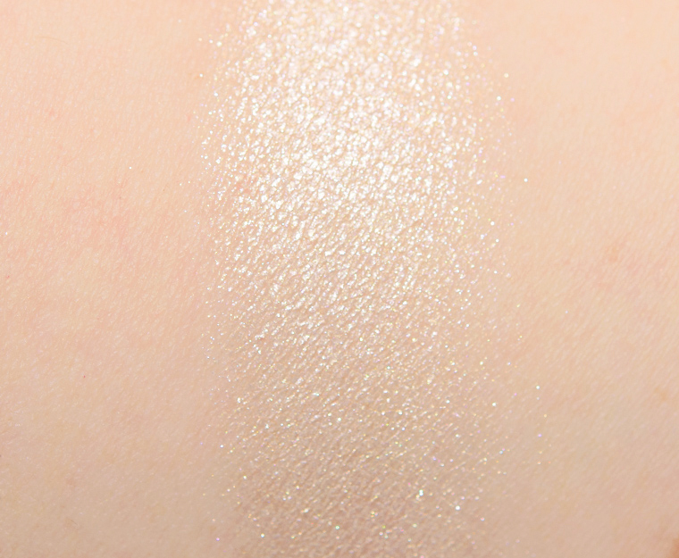<p class="text-center">PIXI Beauty Petal Mineral Eyeshadow</p>