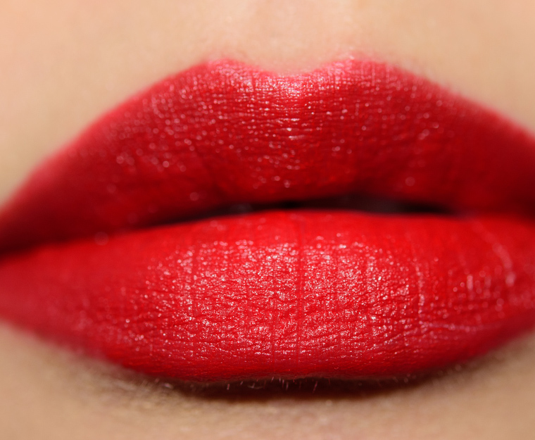 <p class="text-center">Guerlain #24 Rouge G de Guerlain Matte Lip Color</p>