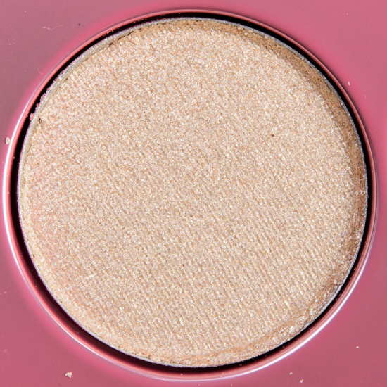 MAC Eyeshadow Dust Off