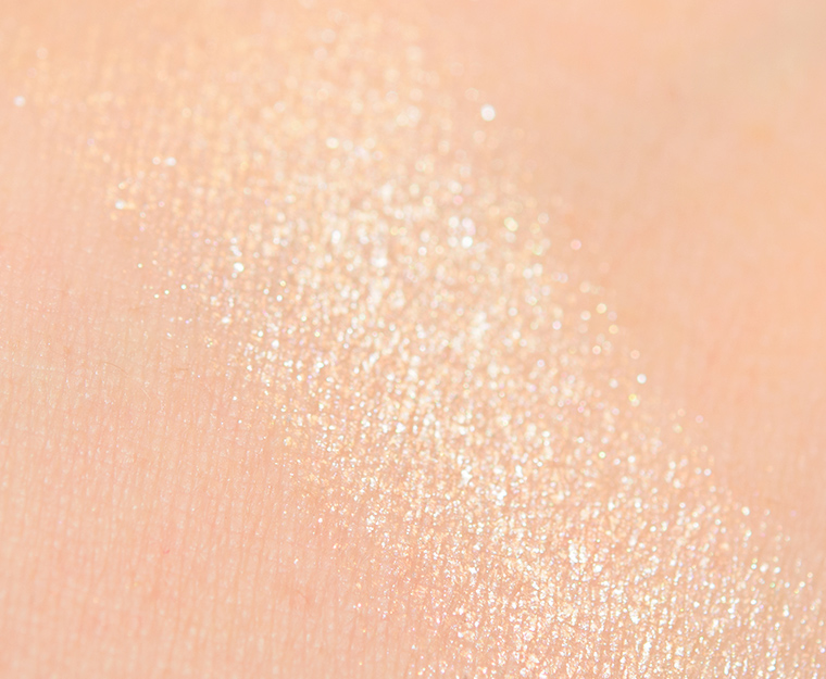 MAC Dust Off Eyeshadow