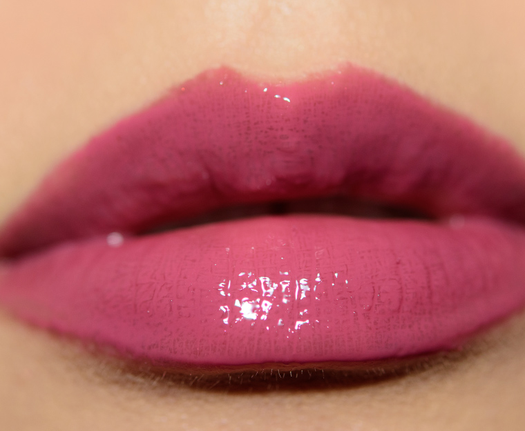 <p class="text-center">MAC Heartmelter Lipglass</p>