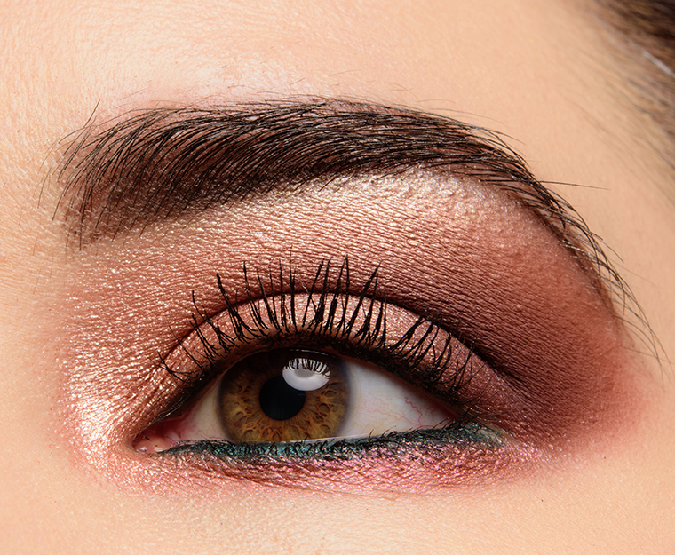 MAC Kabuki Doll Eyeshadow Palette | Look Details