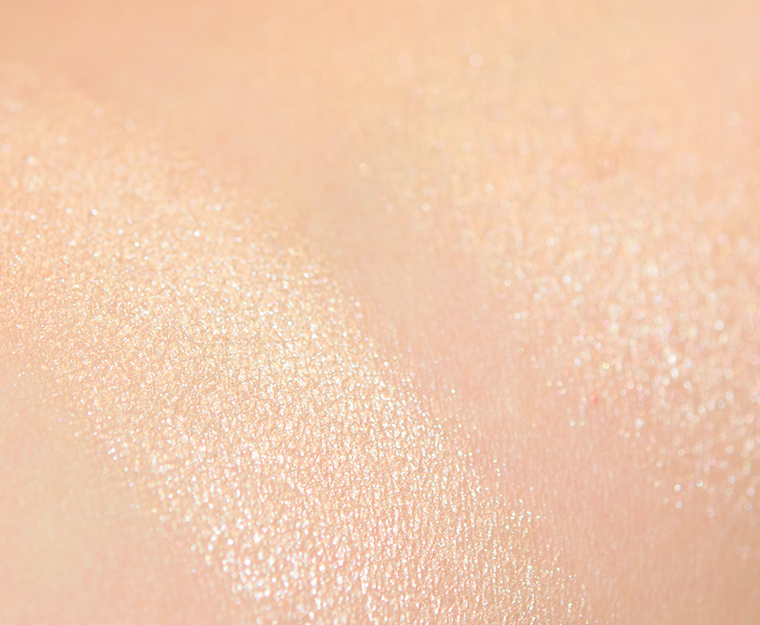 Maybelline Nikkie Tutorials MasterChrome Metallic Highlighter