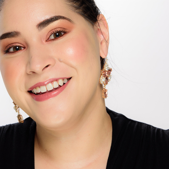 Charlotte tilbury glowgasm collection Charlotte Tilbury Pinkgasm Hollywood Beauty Light Wand Review & Swatches