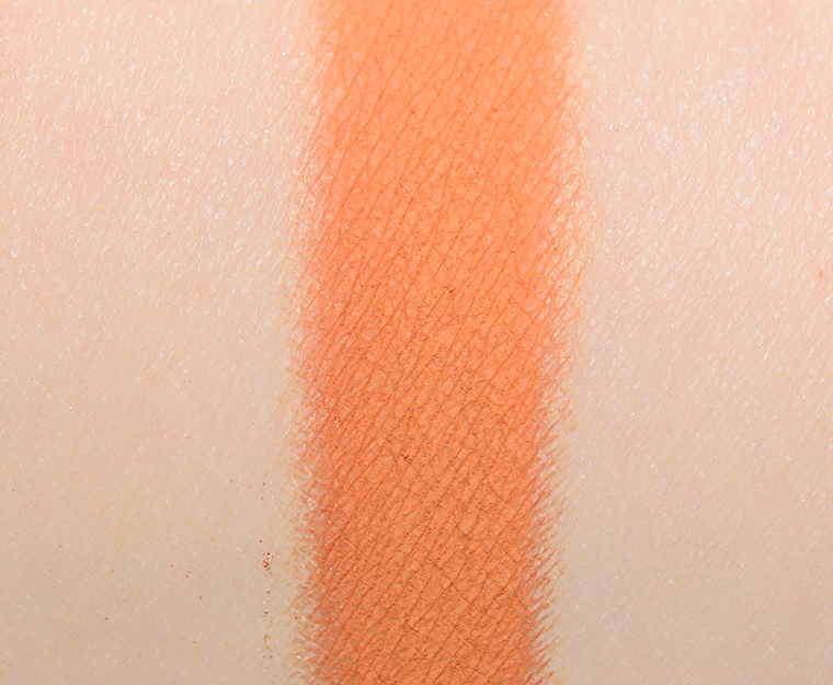 <p class="text-center">Devinah Cosmetics Iduna Pressed Matte Shadow</p>