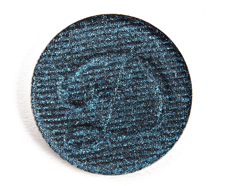 <p class="text-center">Devinah Cosmetics I'll Be Tender I'll Be Gentle Pressed Pigment</p>
